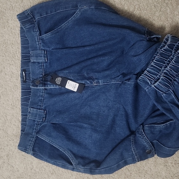 Fashion Nova Demin Joggers - Picture 4 of 4